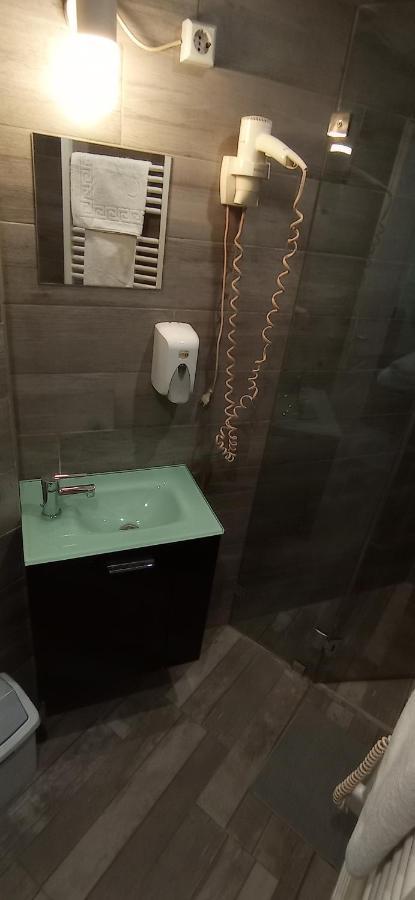 Osvat Apartments Budapest Eksteriør bilde